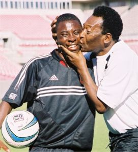 Adu baciato da Pelé
